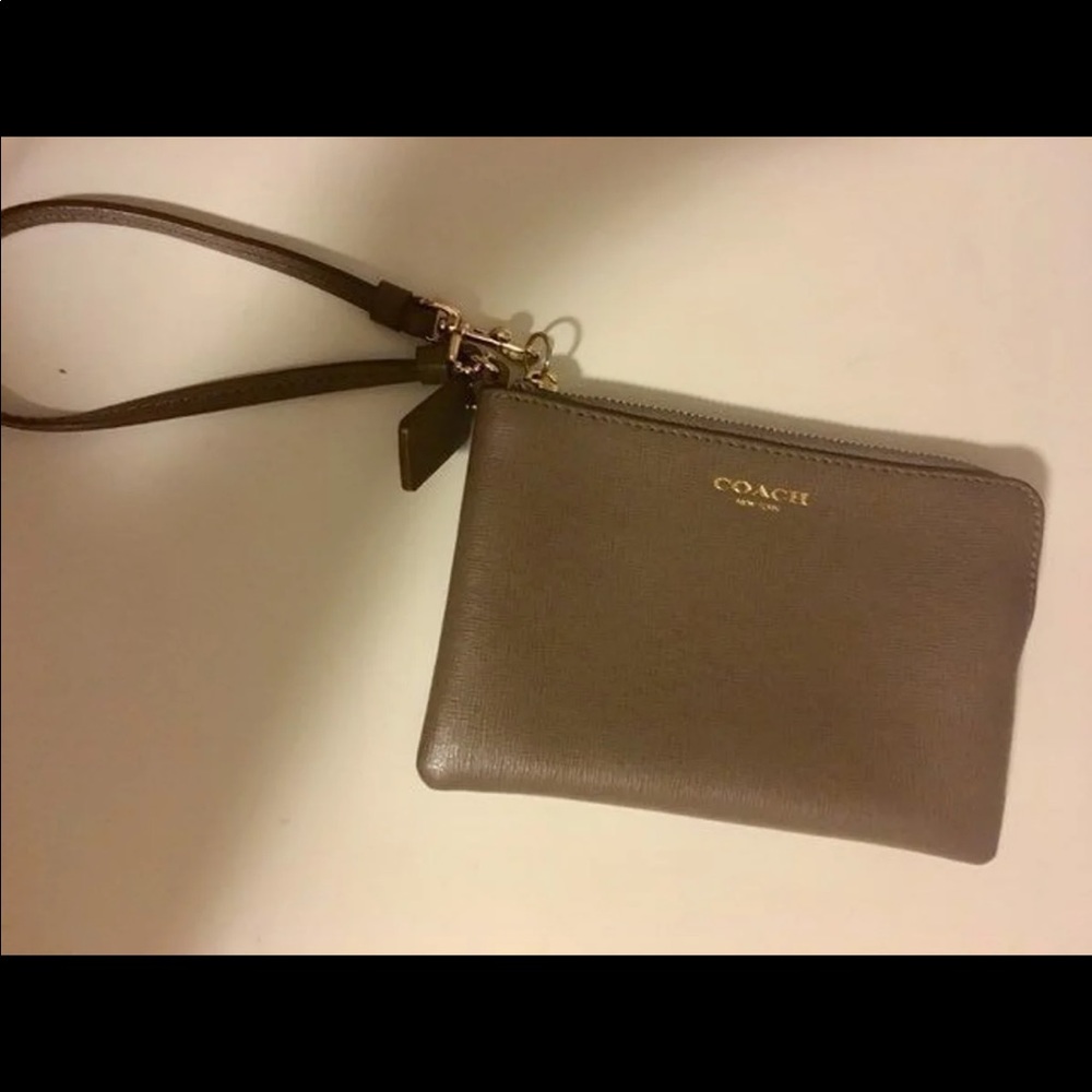 Coach wristlet coach wallet simple authentic coach